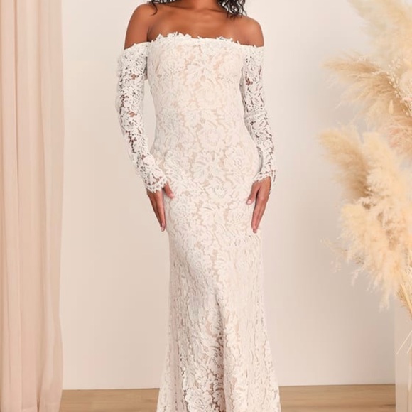 Brand New Wedding Dress from Lulus - Picture 2 of 5